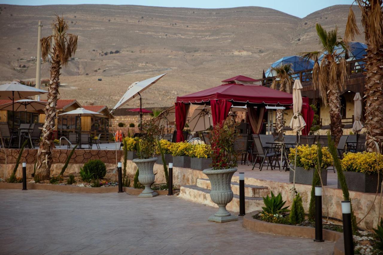 Petra Seasons Luxury Resort Al Hayy Екстер'єр фото