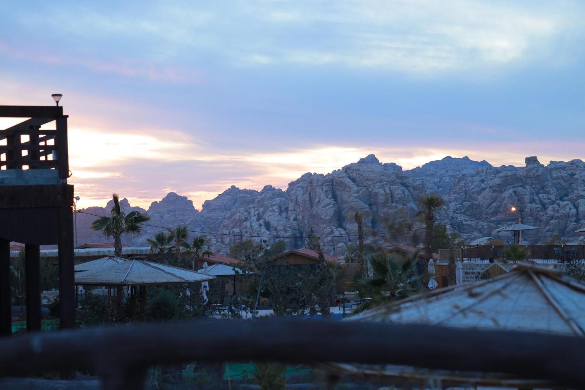Petra Seasons Luxury Resort Al Hayy Екстер'єр фото